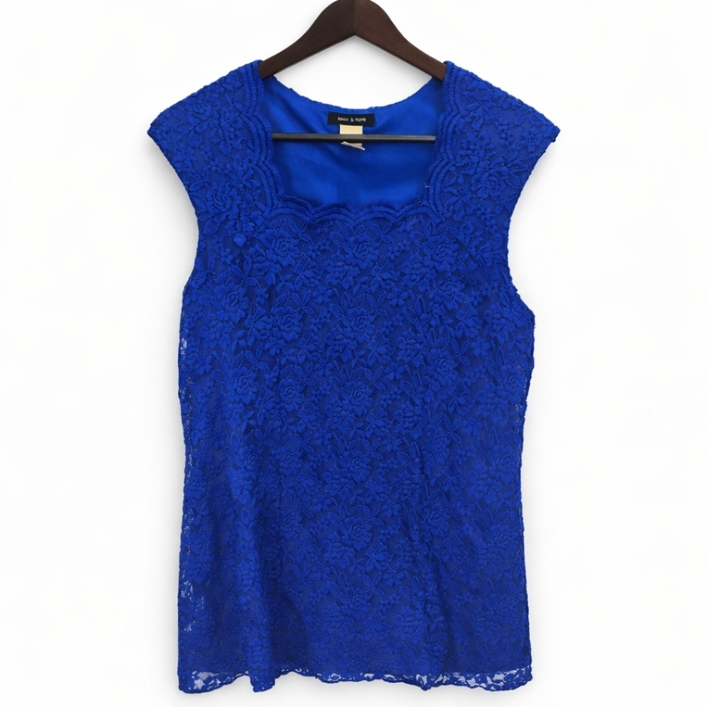 Jennie & Marlis Cobalt Blue Lace Layered Top Sz Lg